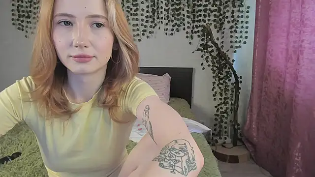 Leona Vixen online show from 18, 4, 2026
