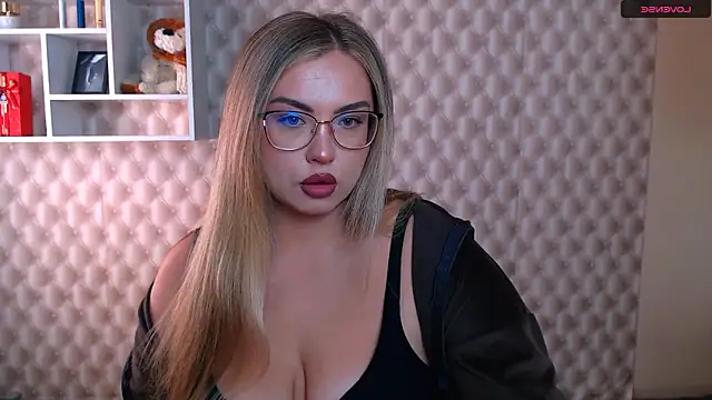 AminaSoul  online show from 25, 4, 2026