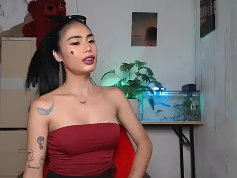 Snapshot of Martha4you chatting on 4, 7, 2026 Martha4you online show from 4, 7, 2026