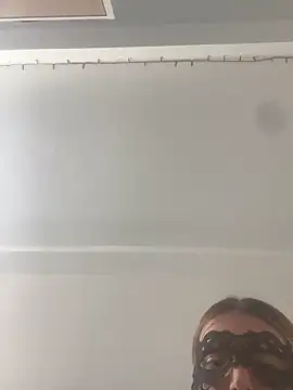 jeunecoupleamateur online show from 26, 4, 2026