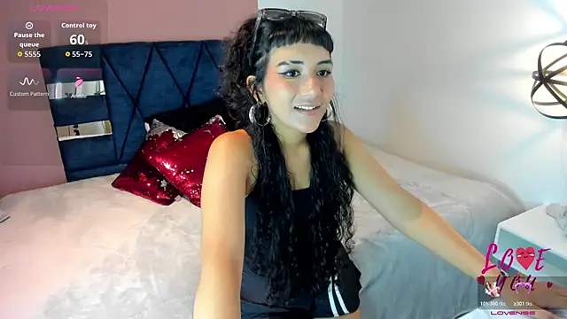 Hanna Clark   online show from 8, 7, 2026