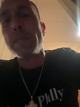 Snapshot of hitman13sal chatting on 17, 6, 2026 hitman13sal online show from 17, 6, 2026