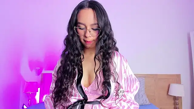 DaphneValucci online show from 13, 5, 2026