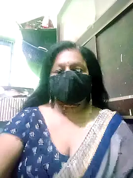 Snapshot of PINKI_024 chatting on 21, 4, 2026 PINKI 024 online show from 21, 4, 2026