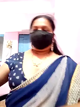 Snapshot of PINKI_024 chatting on 24, 4, 2026 PINKI 024 online show from 24, 4, 2026