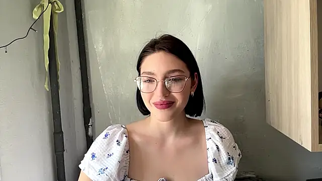 SinfulStarlight online show from 3, 4, 2026