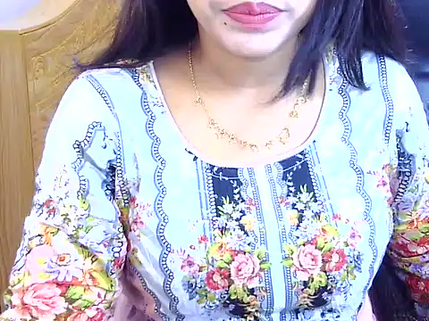 Noor Zarin online show from 15, 6, 2026