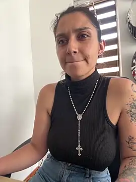 Isabella varella- online show from 9, 4, 2026