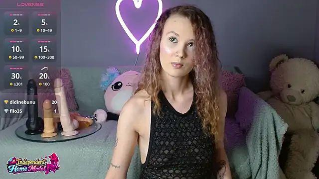 Snapshot of Bea_doll chatting on 7, 6, 2026 Bea doll online show from 7, 6, 2026