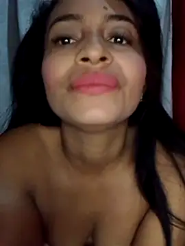 Snapshot of Lia_Phone_ chatting on 17, 5, 2026 Lia Phone online show from 17, 5, 2026