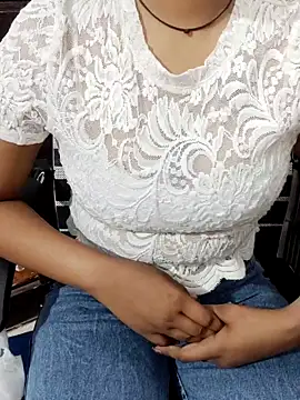 SWEETI HORNY50 online show from 6, 4, 2026