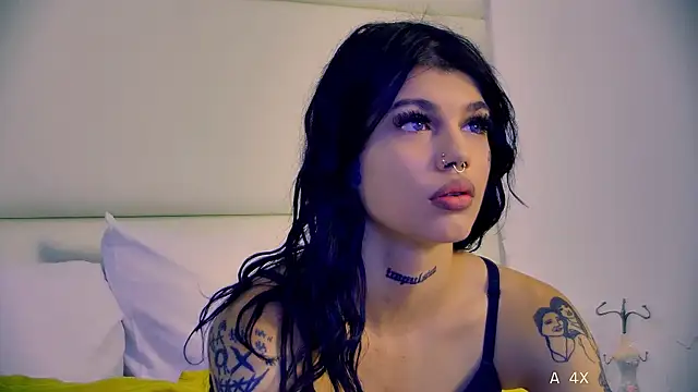 YasminnStorm online show from 13, 5, 2026