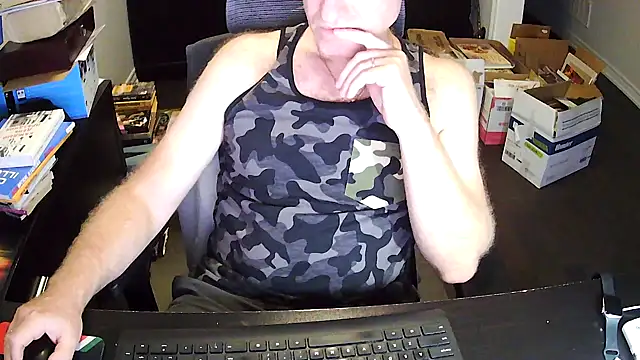 Snapshot of Shalun2000 chatting on 7, 7, 2026 Shalun2000 online show from 7, 7, 2026