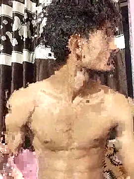 Snapshot of power_houseboy chatting on 18, 5, 2026 power houseboy online show from 18, 5, 2026