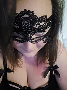Snapshot of Blondibaby chatting on 19, 4, 2026 Blondibaby online show from 19, 4, 2026