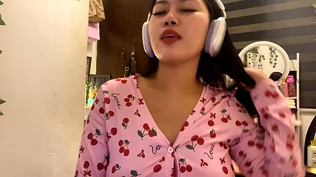GlindaDejardin online show from 18, 5, 2026