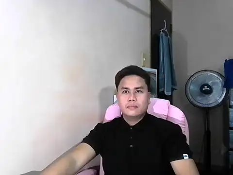 Snapshot of tipsy_butter chatting on 23, 7, 2026 tipsy butter online show from 23, 7, 2026