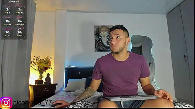 Emma Nico online show from 20, 4, 2026