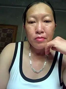 Snapshot of candy-beo chatting on 17, 5, 2026 candy-beo online show from 17, 5, 2026