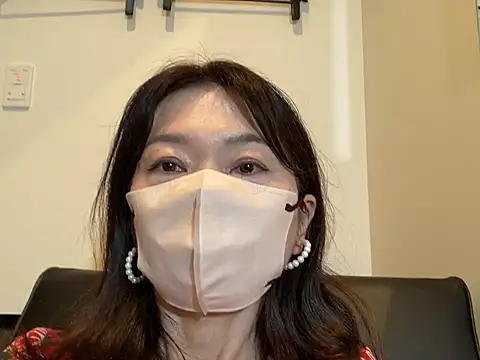 Snapshot of lemonade_madame chatting on 27, 6, 2026 lemonade madame online show from 27, 6, 2026