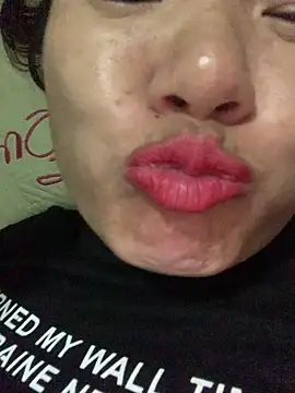   Evelyn   online show from 27, 4, 2026