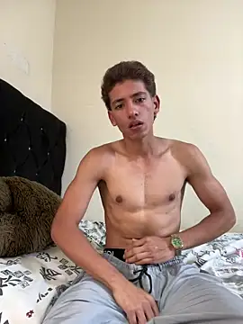 Gaby1823 online show from 13, 4, 2026