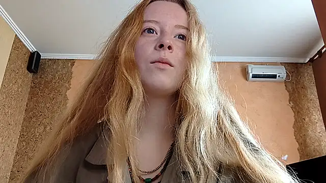 Snapshot of KateVibe_01 chatting on 4, 6, 2026 KateVibe 01 online show from 4, 6, 2026