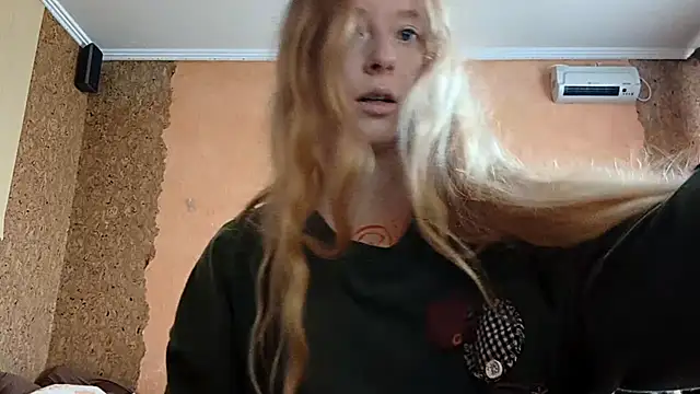 Snapshot of KateVibe_01 chatting on 8, 7, 2026 KateVibe 01 online show from 8, 7, 2026