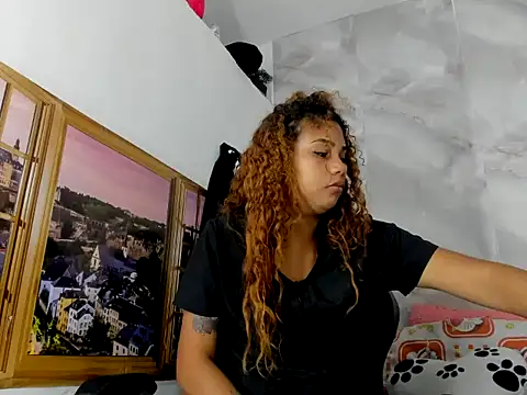 Snapshot of EllyBloom chatting on 11, 5, 2026 EllyBloom online show from 11, 5, 2026