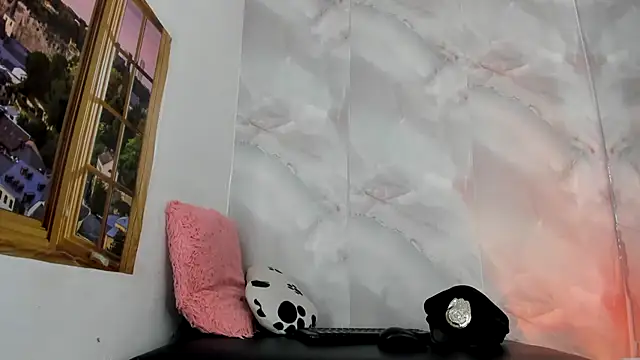 Snapshot of EllyBloom chatting on 14, 6, 2026 EllyBloom online show from 14, 6, 2026