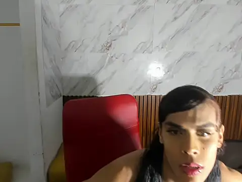stefani robles online show from 18, 5, 2026
