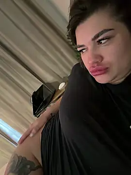 Snapshot of miss_preggie chatting on 19, 4, 2026 miss preggie online show from 19, 4, 2026