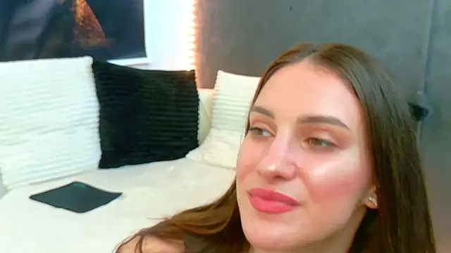 Snapshot of Amira_a chatting on 25, 6, 2026 Amira a online show from 25, 6, 2026