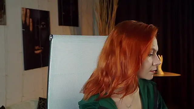 Snapshot of LisaAris chatting on 18, 6, 2026 LisaAris online show from 18, 6, 2026