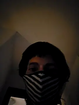 Wayuphornybttm online show from 5, 4, 2026