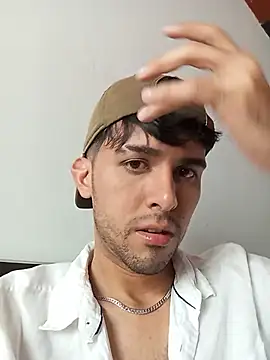 RodrigoColby2 online show from 15, 5, 2026