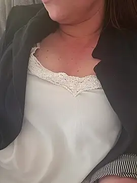 Snapshot of openstes14 chatting on 11, 4, 2026 openstes14 online show from 11, 4, 2026