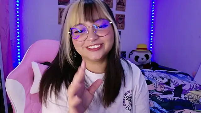 Snapshot of ZoeyDoll_ chatting on 16, 4, 2026 ZoeyDoll online show from 16, 4, 2026