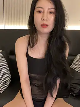 Snapshot of HY-QIAN chatting on 13, 7, 2026 HY-QIAN online show from 13, 7, 2026