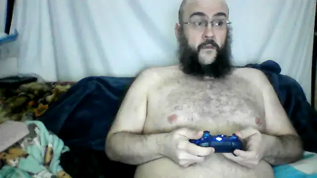 BriTheTopBear online show from 28, 4, 2026