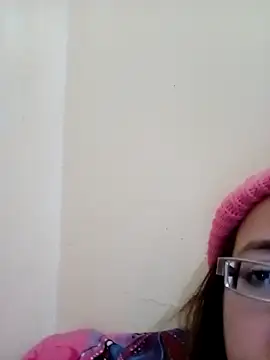 Snapshot of Nisrin_ay chatting on 8, 4, 2026 Nisrin ay online show from 8, 4, 2026