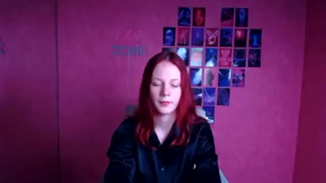 DarkSakuraa online show from 19, 5, 2026