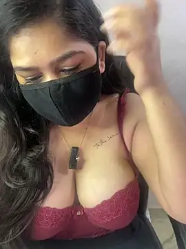 Snapshot of sarasofiaa_ chatting on 13, 6, 2026 sarasofiaa online show from 13, 6, 2026
