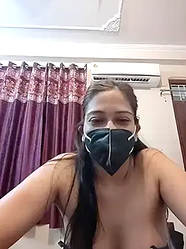 Aliyaa bhat online show from 2, 5, 2026