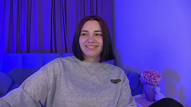 AdrianaToress online show from 2, 6, 2026