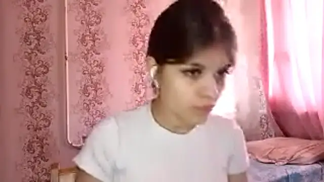 Snapshot of Mialikesun chatting on 27, 4, 2026 Mialikesun online show from 27, 4, 2026