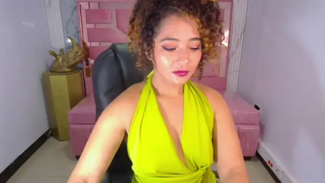 Snapshot of Brittany_ch chatting on 11, 4, 2026 Brittany ch online show from 11, 4, 2026