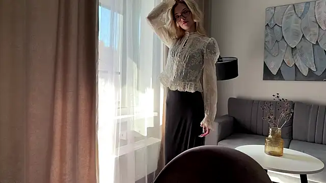 EvelineMolima online show from 11, 4, 2026