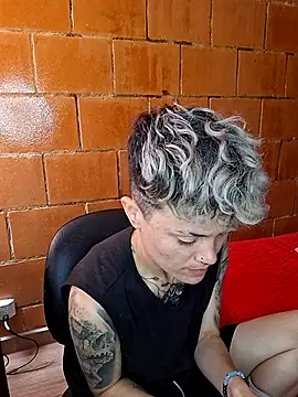 Snapshot of Megan-c chatting on 30, 4, 2026 Megan-c online show from 30, 4, 2026