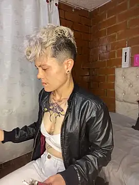 Megan-c online show from 20, 6, 2026